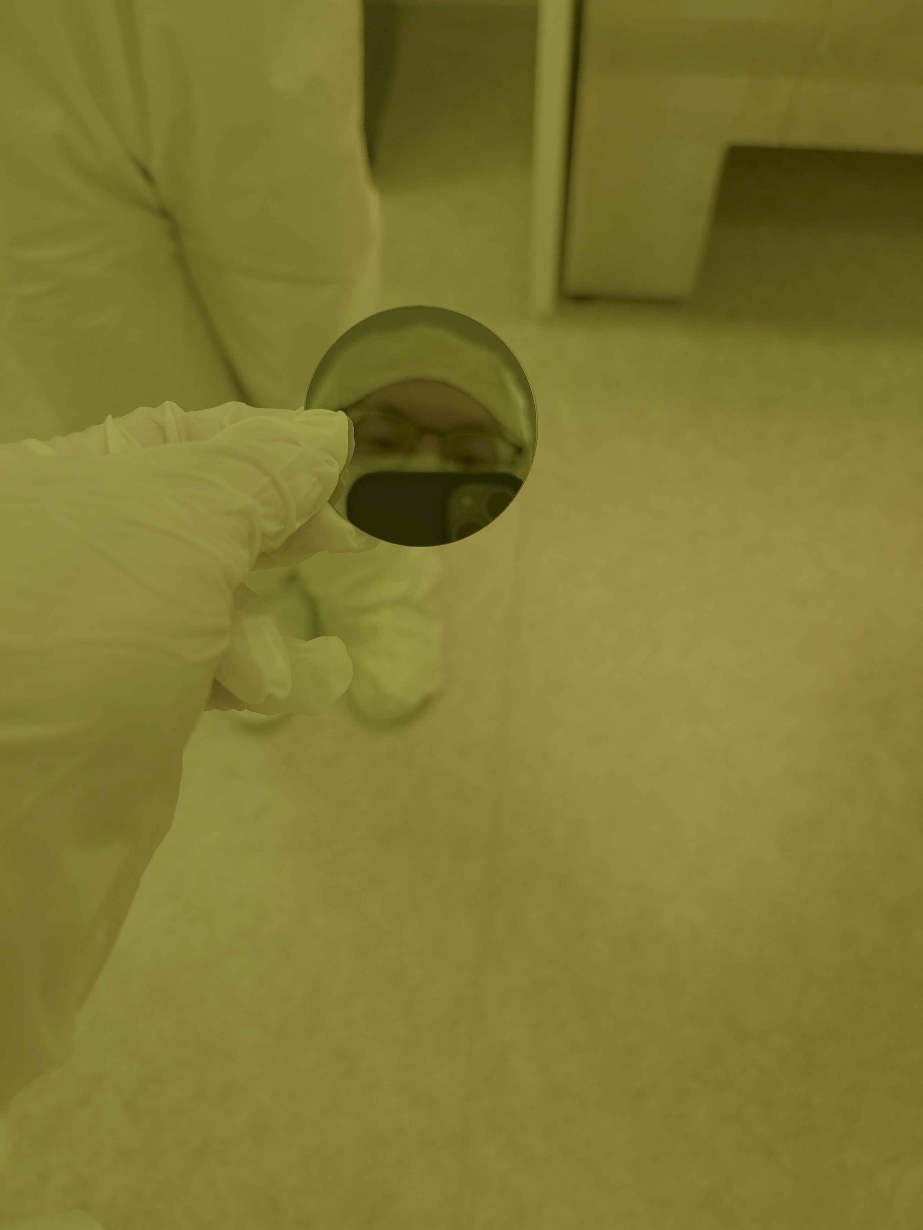 Wafer handling during cleanroom training